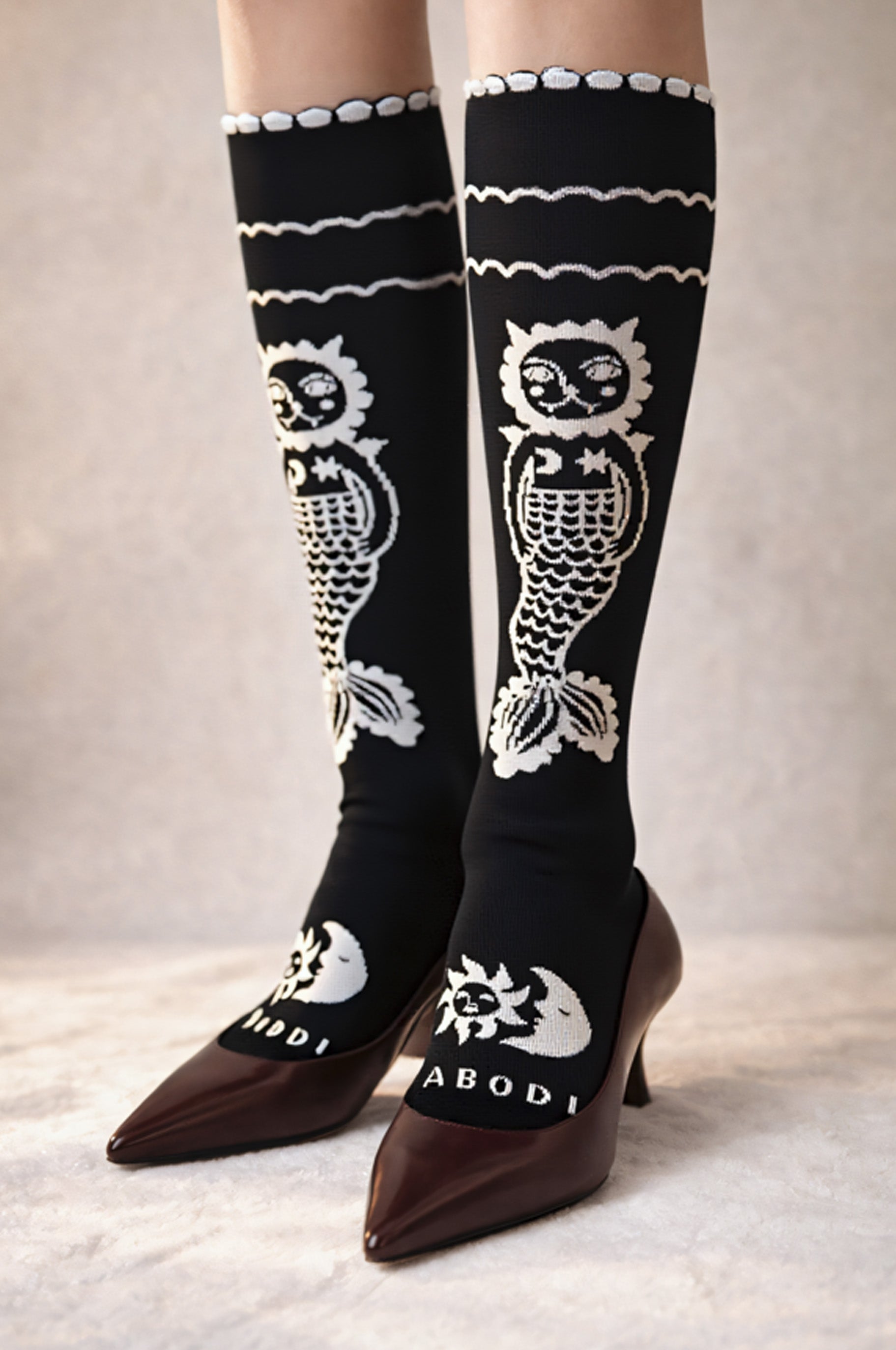 Mermaid cat scalloped socks